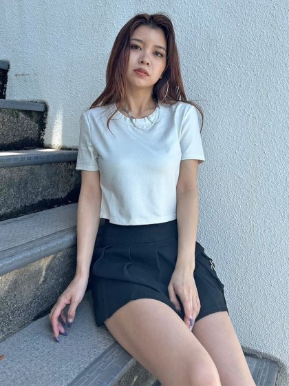 シャイニーショート半袖トップス– EGOIST