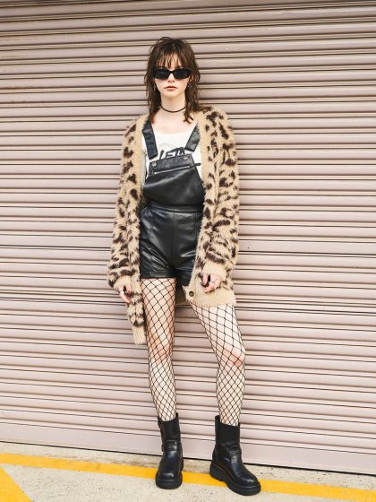 ソフトフェイクレザーサロペット